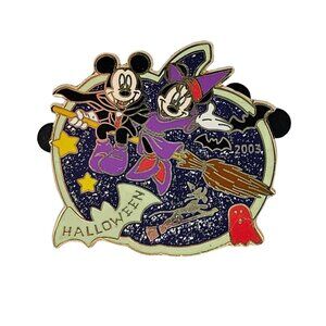 Disney Japan Halloween Mickey Minnie Mouse Pin Dracula Witch LE 1000